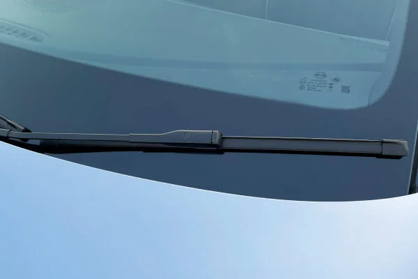 Automatic Rain Sensing Wipers